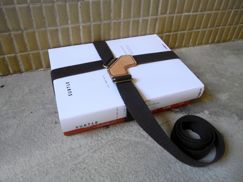 绑书带 / BOOK STRAP-真皮手缝  硬派文青必备 - 其他 - 真皮 咖啡色