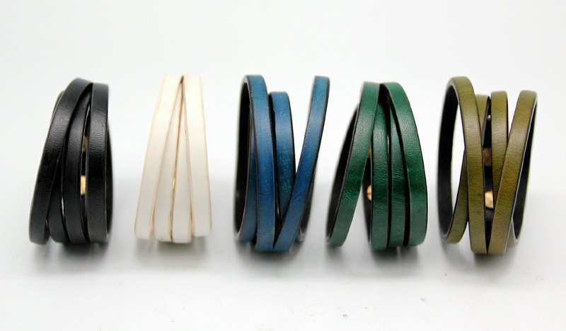 “双绕皮革手环（1.2cm+1.2cm）组合” - 手链/手环 - 真皮 