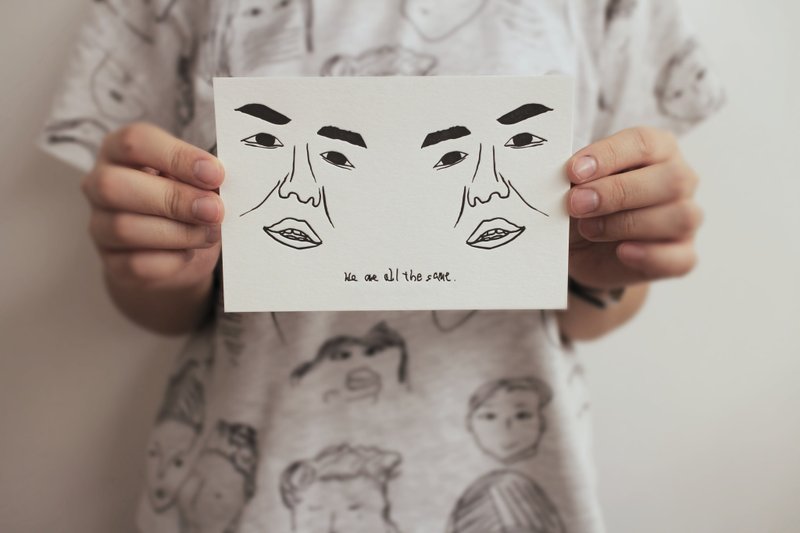 明信片 | We are all the same / 我们都一样 活版印刷 - 卡片/明信片 - 纸 白色