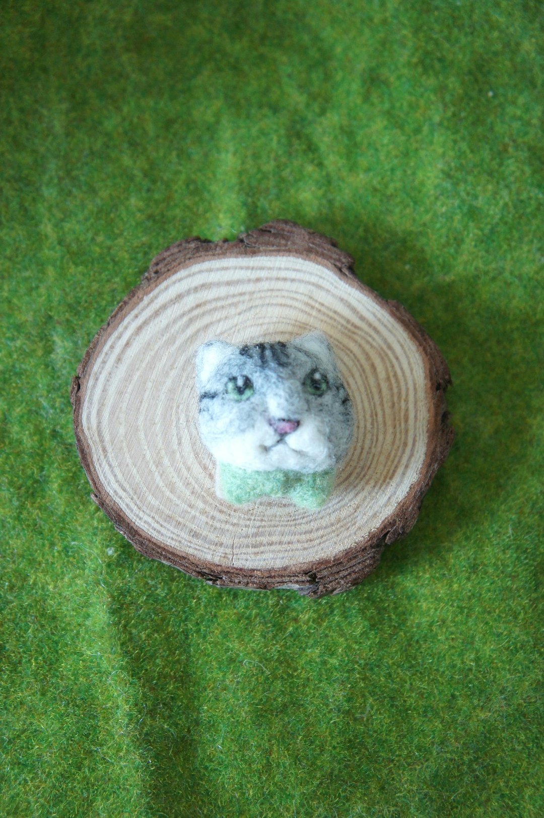 [毛毛兔]羊毛毡猫咪 别针/胸针 订制 - 胸针 - 羊毛 