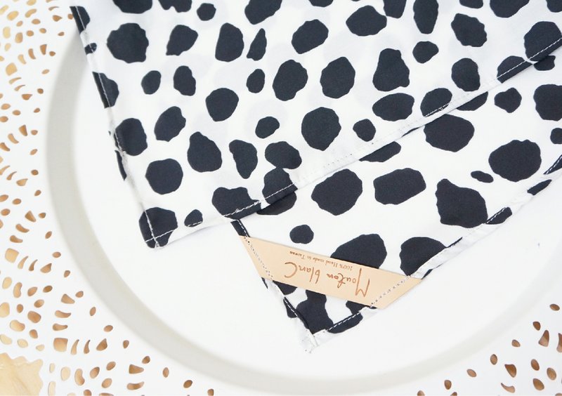 多用途方巾 | 跳跃小乳牛 - 发饰 - 其他材质 白色