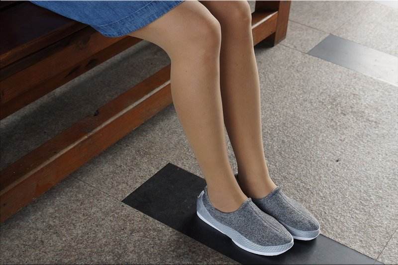 vpep时尚懒人鞋/so-fit系列/麻灰配浅灰/零束缚的绝佳包覆，值得您体验 - 女款休闲鞋 - 其他材质 灰色