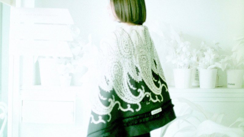 [ Wow Bravo & Funky Rap 变形虫花花披肩 ] - 其他 - 其他材质 黑色