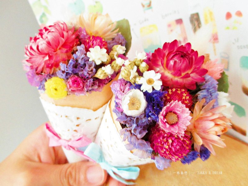 【恋恋迷你甜筒花儿─牛皮蕾丝款】干燥花 婚礼小物 - 摆饰 - 其他材质 