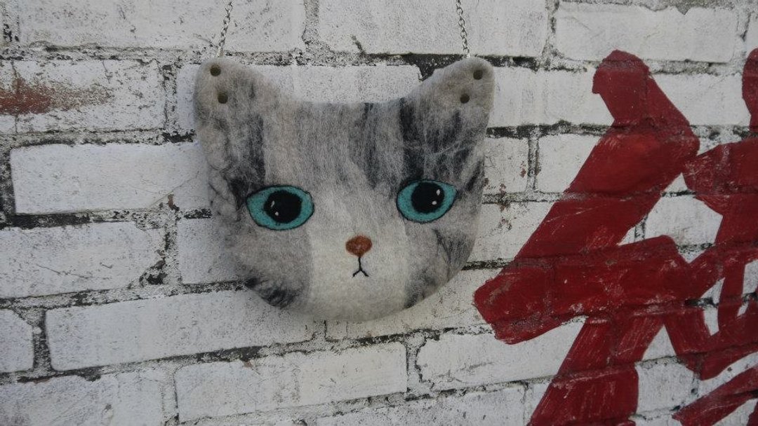 [羊乐多羊毛毡乐园] 猫奴 猫咪 斜背包 限量 手作 - 侧背包/斜挎包 - 羊毛 多色