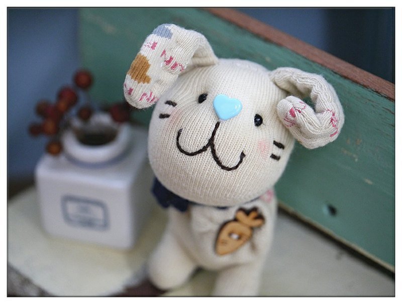 ~ 长耳兔先生别针 { 袜娃娃 } ~ 兔+手作 - 胸针 - 其他材质 卡其色