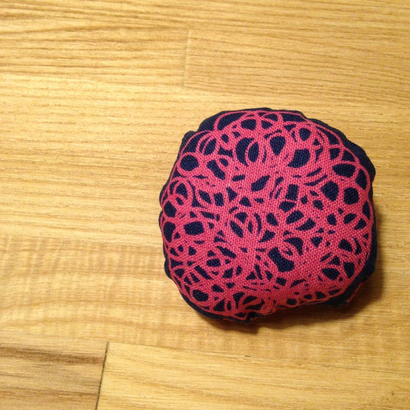 花朵别针 - 胸针 - 其他材质 红色