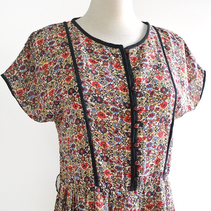 │Slowly│花卉复古扣古着洋装│vintage.洋装.森林复古.英伦.文艺.日本女孩.古典.甜美 - 洋装/连衣裙 - 其他材质 多色