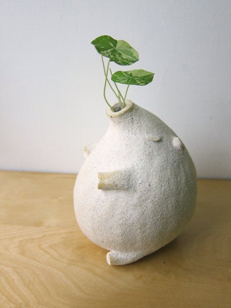 哈草猪 - 花瓶/陶器 - 其他材质 黄色