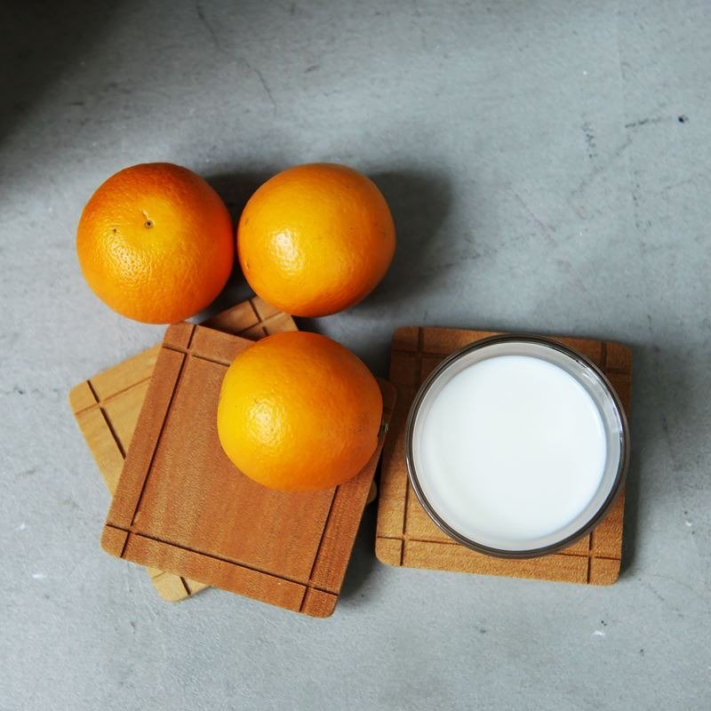 Moment木们 方形小木盘 杯垫  (南洋桧木) - 杯垫 - 木头 黑色