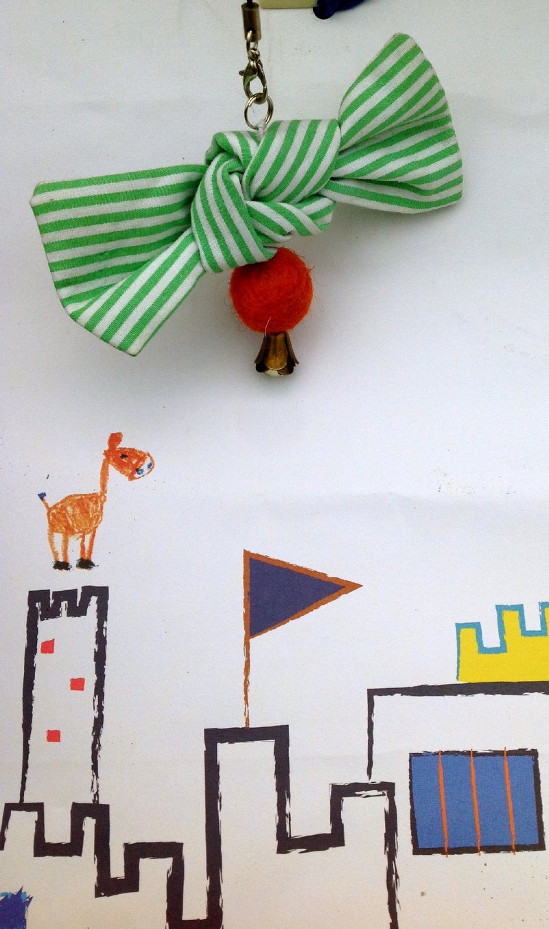 钥匙圈吊饰∞唱歌的条纹蝴蝶结与橘毛毡球 - 钥匙链/钥匙包 - 其他材质 多色