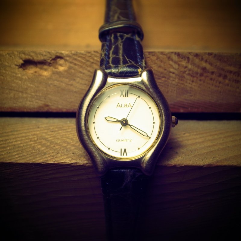 [ 老骨头 ] 早期 古董 经典 ALBA 雅柏表 日制 石英表 VINTAGE 古董 RETRO 古董表 复古 - 女表 - 其他材质 金色