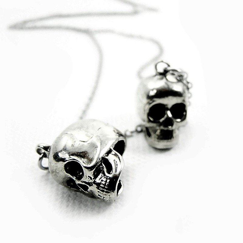 Zodiac pendant Twins skull for Gemini in white bronze and oxidized antique color ,Rocker jewelry ,Skull jewelry,Biker jewelry - 项链 - 其他金属 