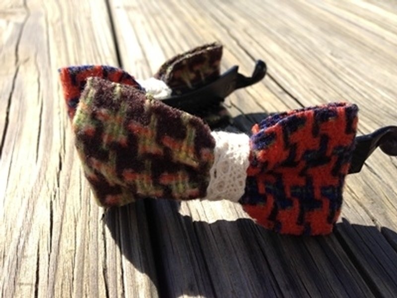 ★011704-2★毛呢双色香蕉夹 - 发饰 - 其他材质 橘色