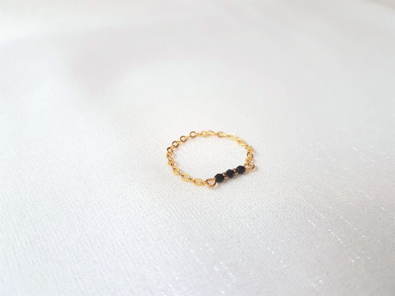 小芝麻 间隔 黑水晶 链戒 - 戒指 - 水晶 黑色