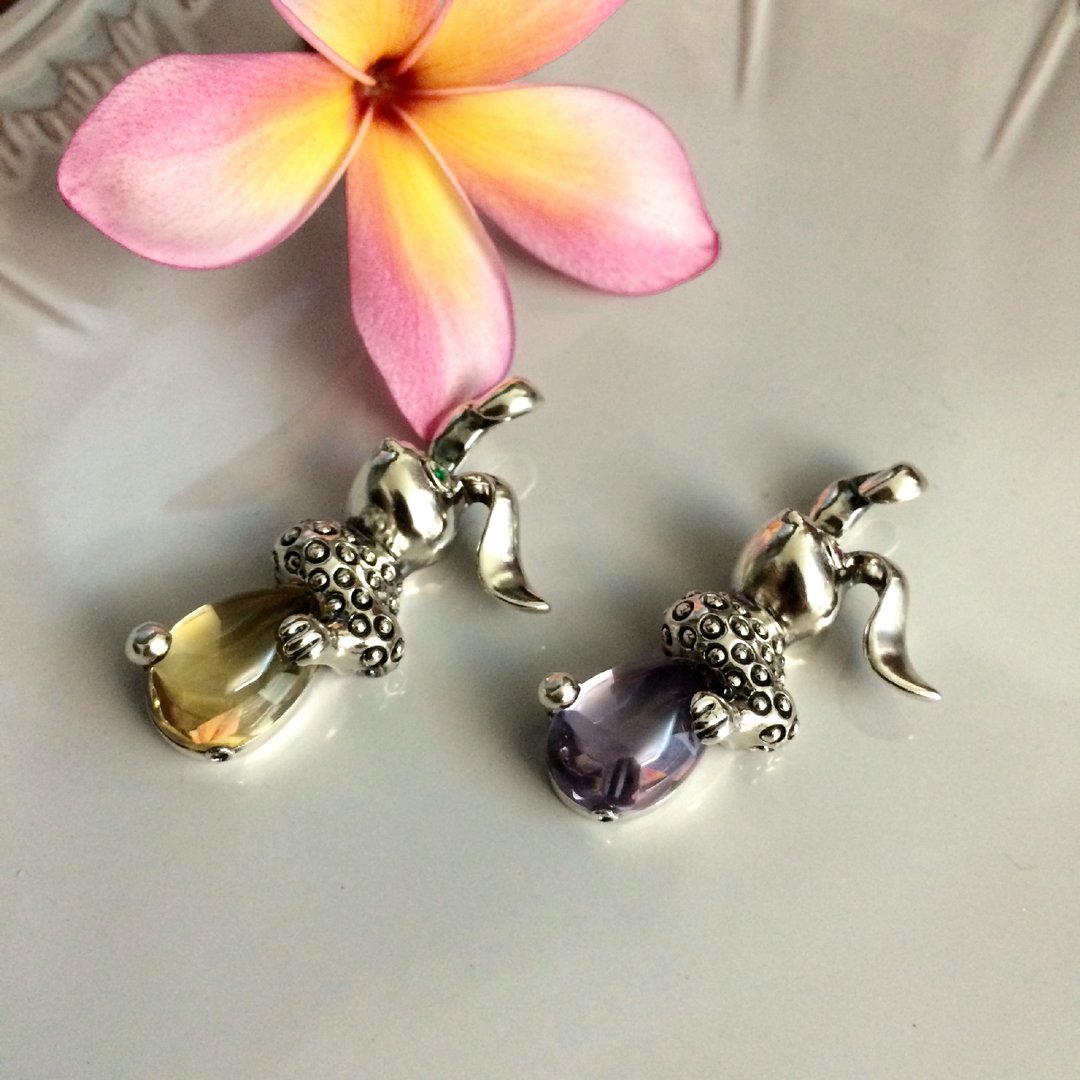 ♦NINA SHIH JEWELRY ♦拥抱月光的兔子::纯银水晶项链(黄水晶、紫水晶现货各一) - 项链 - 宝石 紫色