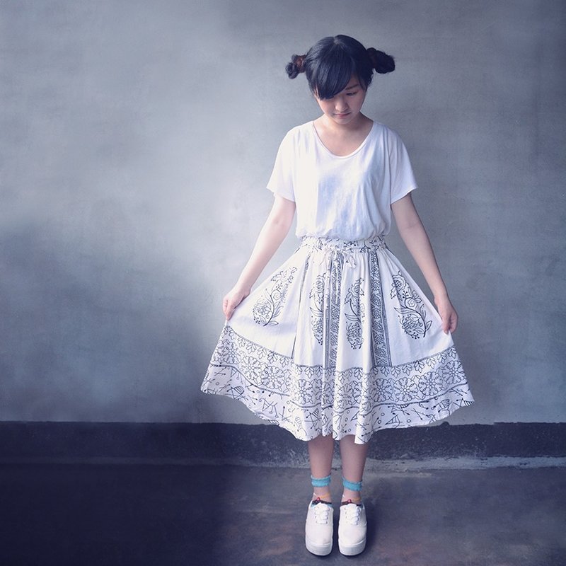 随笔线条  |  古着裙 - 裙子 - 其他材质 