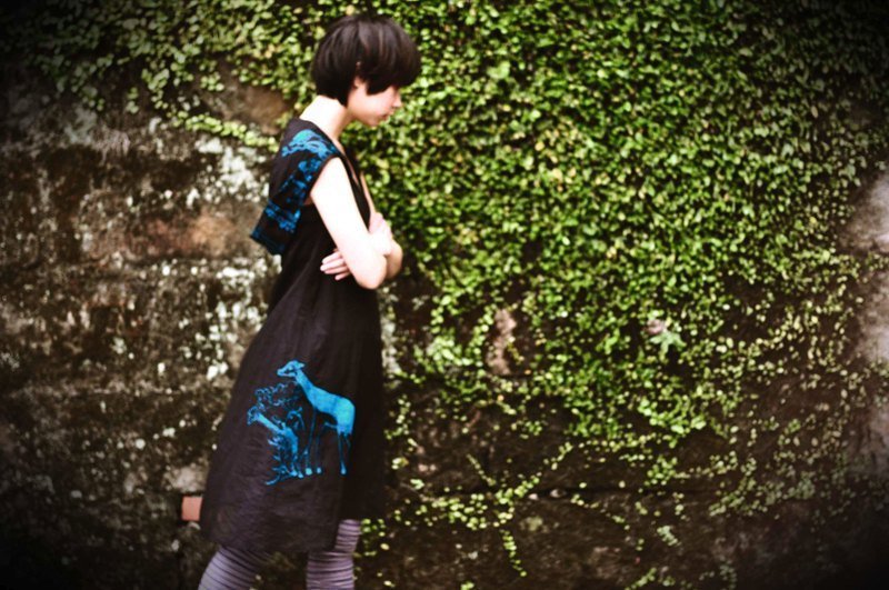 [ Wow Bravo & Funky Rap 伞状手绘图纹洋装 ] - 洋装/连衣裙 - 棉．麻 黑色