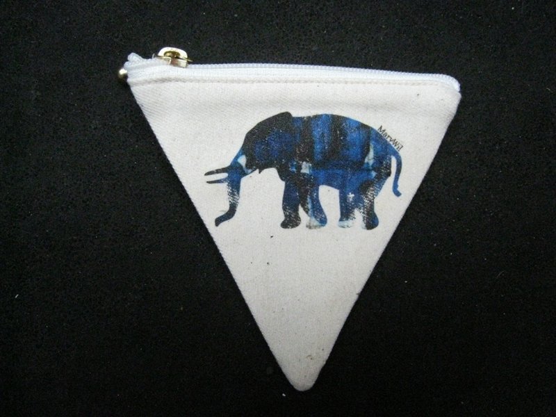 MaryWil小小小文青零钱包-三角蓝色大象 - 零钱包 - 其他材质 白色