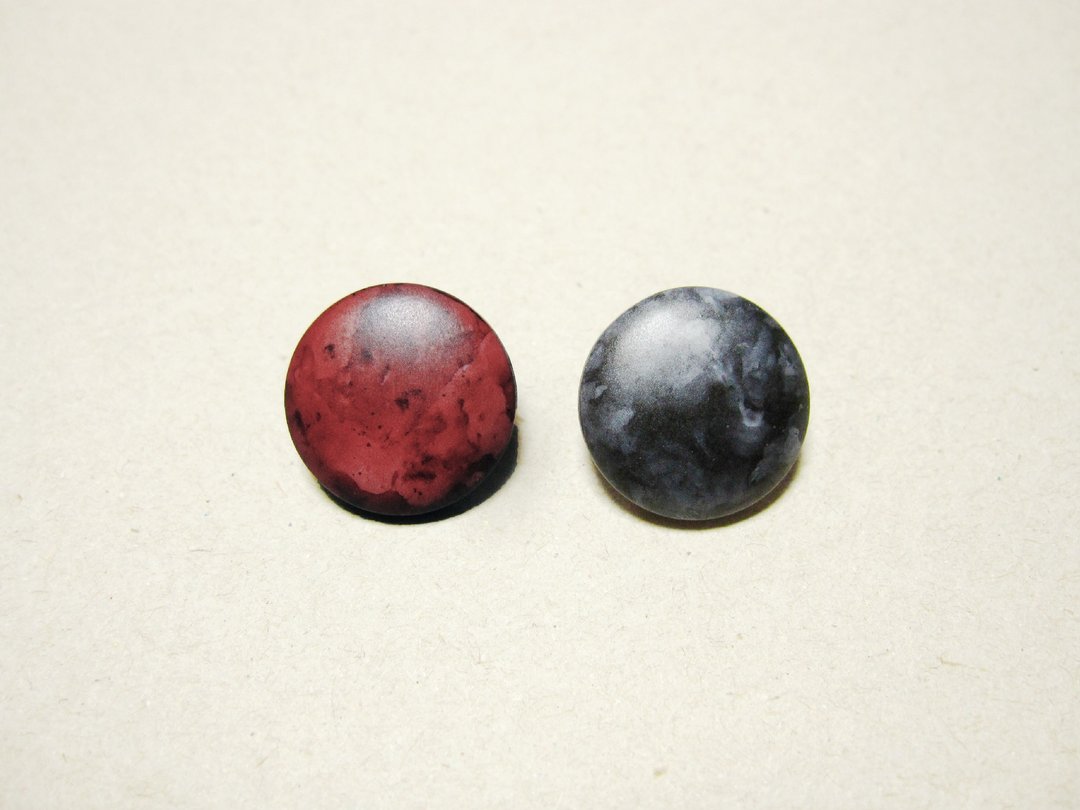 冷静与热情星球 - 耳环/耳夹 - 塑料 红色