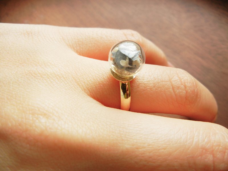 *coucoubird*梦幻玻璃戒指-经典蓝/金 - 戒指 - 玻璃 蓝色