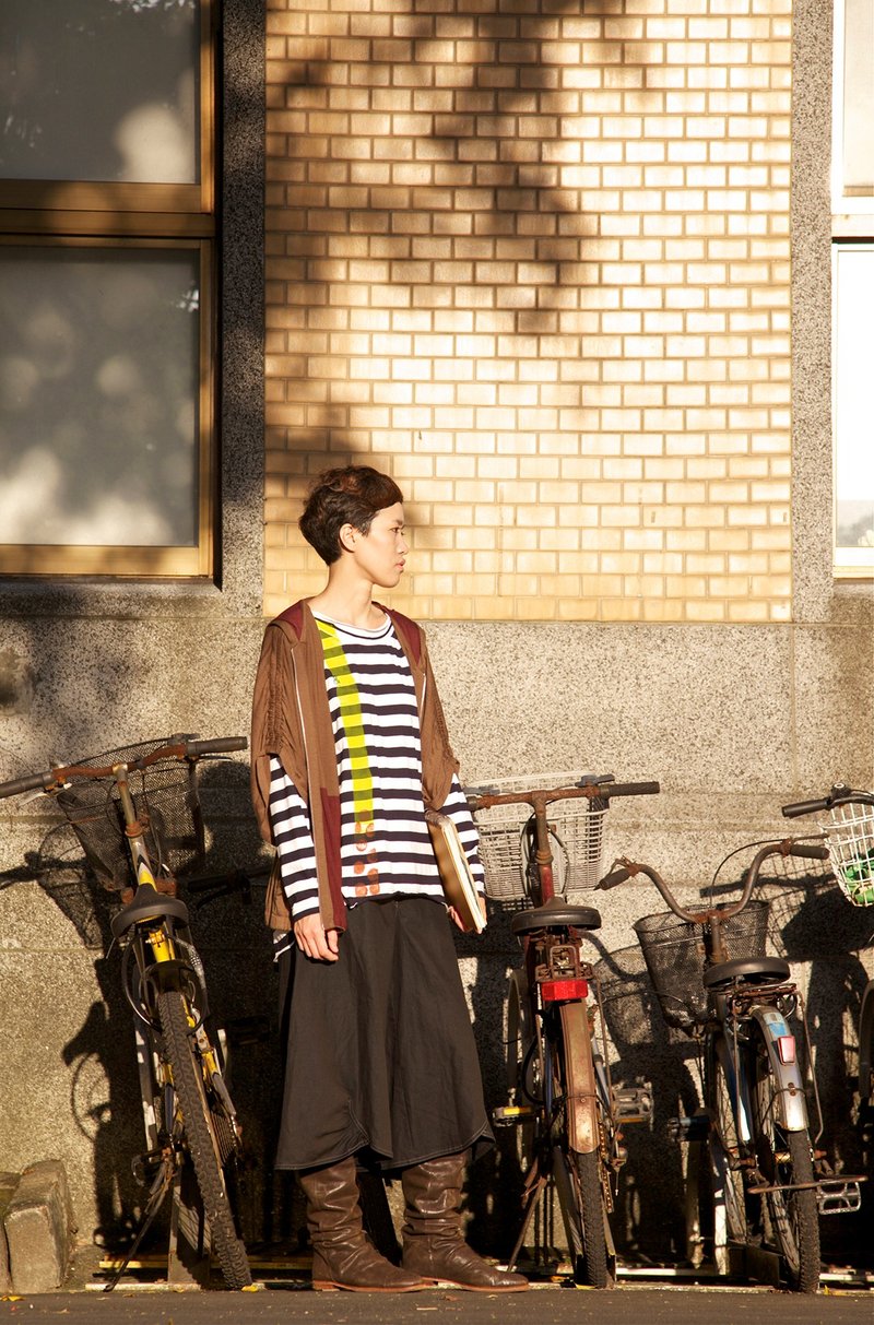 & by tan&luciana 条状印花宽版拼接上衣 - 女装上衣 - 棉．麻 蓝色