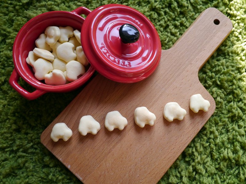 三毛烘培坊 天然宠物饼干-起司车车 100克 - 零食/点心 - 新鲜食材 