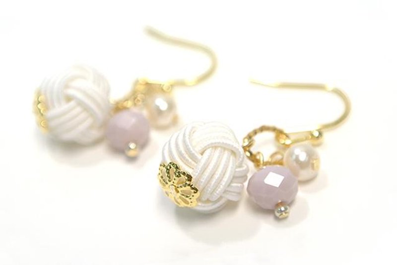 大人女孩 花纸绳耳环（白） - 耳环/耳夹 - 其他金属 白色