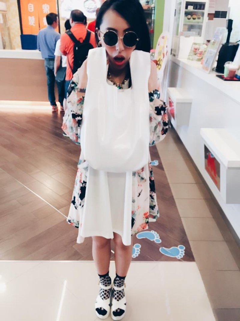 moon walk  乳胶面 颓废白 S号 (手提) - 手提包/手提袋 - 防水材质 白色