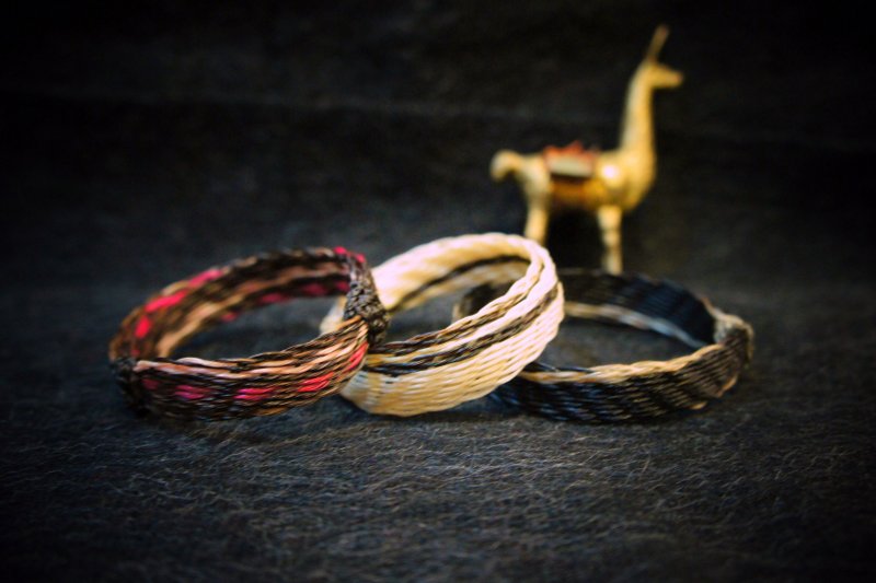 Vista[见闻]，南美洲，印地安手工编马毛织手环  - 中版 - 手链/手环 - 其他材质 多色
