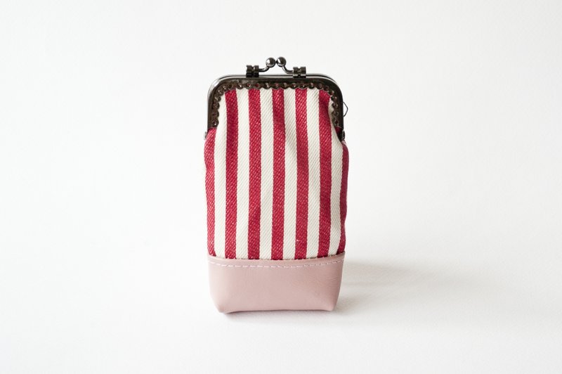 口金手机包/iphone5s/条纹草莓 - 手机壳/手机套 - 其他材质 粉红色