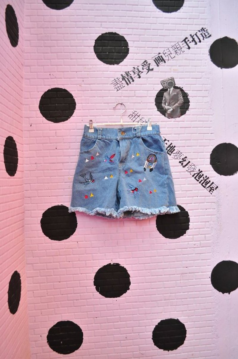 童话故事．带一颗苹果到公园野餐刺绣短裤 - 女装长裤 - 其他材质 蓝色