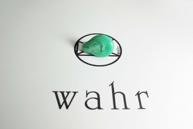 【Wahr】白绿渐层耳环 - 耳环/耳夹 - 其他材质 多色