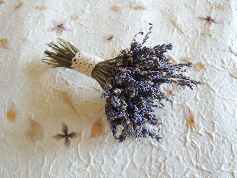 微甜·圈 小品系列 南法 薰衣草 短花束 蕾丝 桌上小物 小花束 迷你花束 - 植栽/盆栽 - 植物．花 紫色