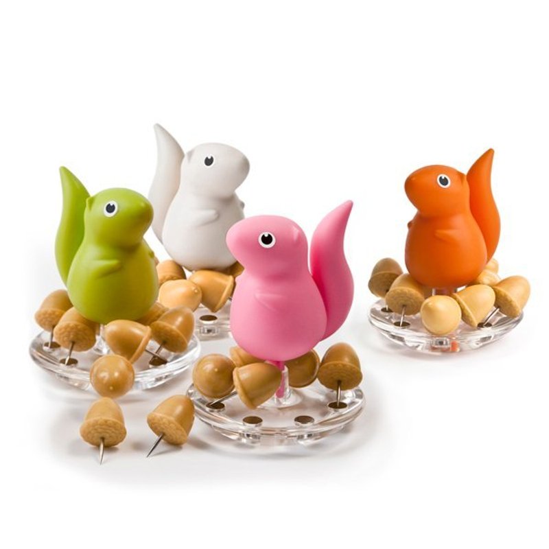 【特价】QUALY 松鼠吃核果-大头针 -橘色 外盒脏污破损商品全新 - 贴纸 - 塑料 多色