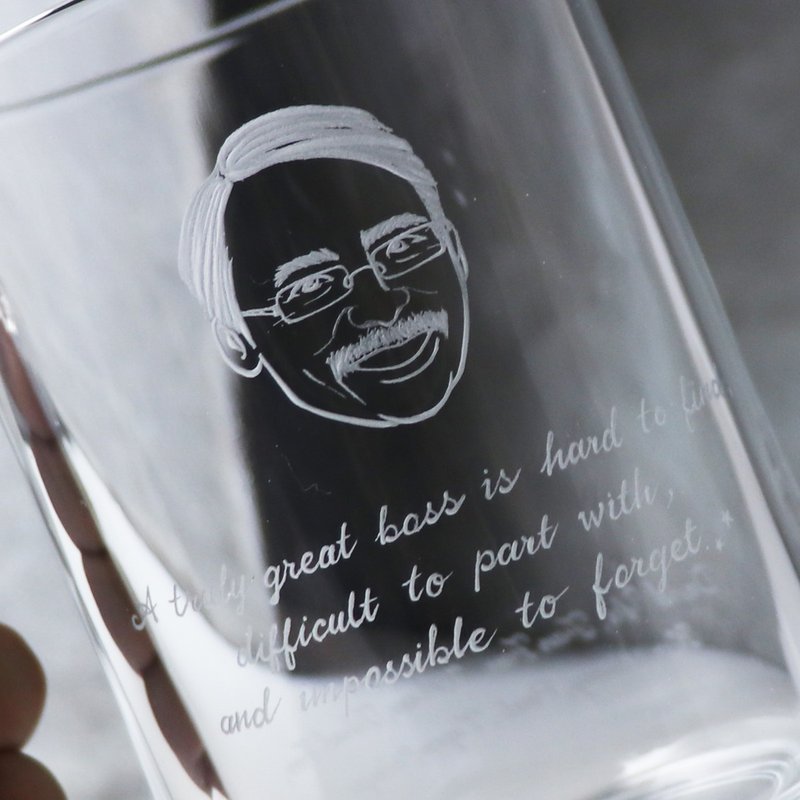 500cc【Pasabahce黄金啤酒杯】(写实版)外国人肖像定制化 - 订制画像 - 玻璃 灰色