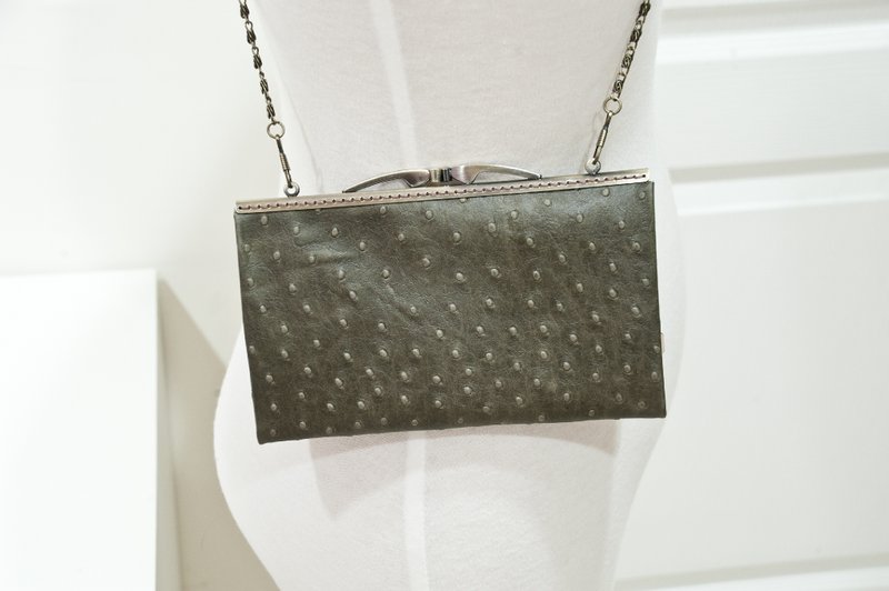 口金肩背包-褐色牛革仿鸵鸟纹 - 侧背包/斜挎包 - 真皮 咖啡色