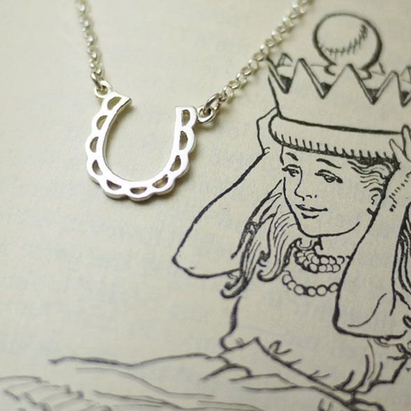 GT蕾丝马蹄纯银项链 - 项链 - 其他金属 灰色