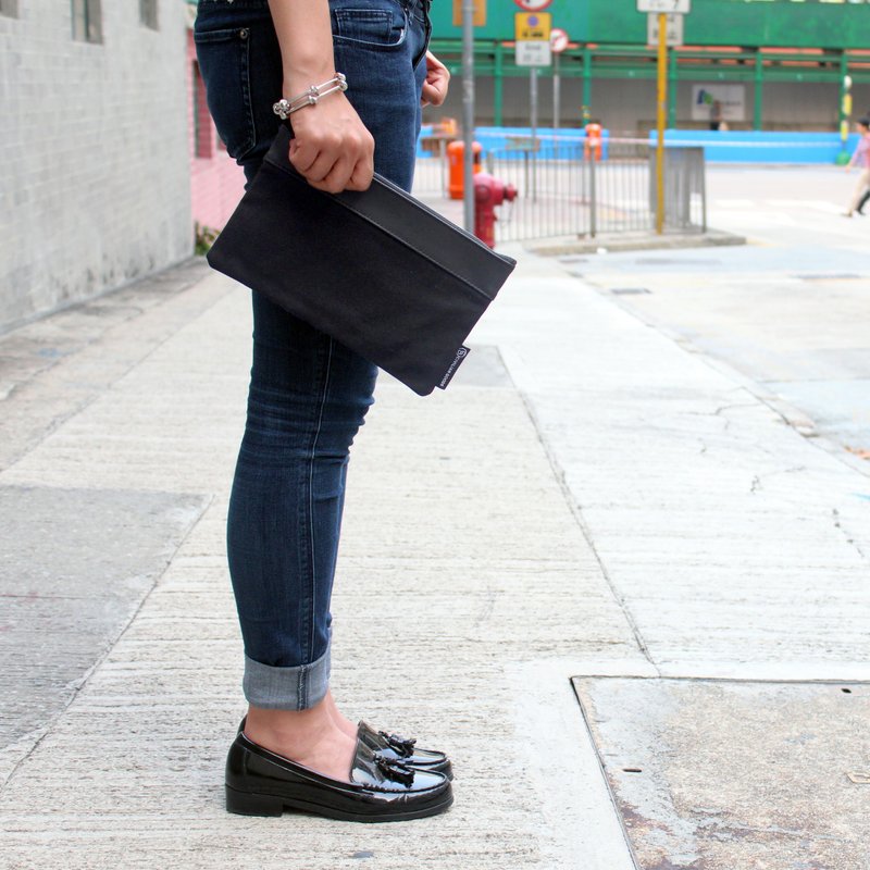 过蜡帆布皮革: 手提包 (小) - 手提包/手提袋 - 其他材质 黑色