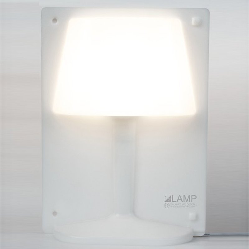 ‘气氛小夜灯’1/2 LAMP / 二分之一台灯 （白色） - 灯具/灯饰 - 塑料 白色