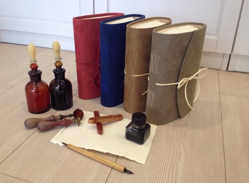 REISEN / [ 素面系列 ] 红色麂皮-手工笔记本/A5 - 笔记本/手帐 - 纸 红色