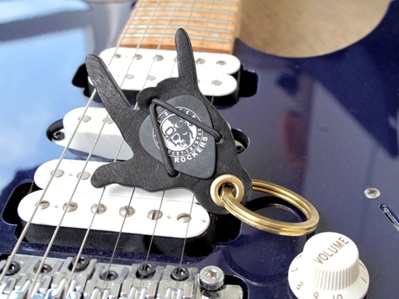 摇滚之手吉他Pick皮套.钥匙圈 x pick upPICKS 皮革+黄铜钥匙 - 钥匙链/钥匙包 - 真皮 黑色