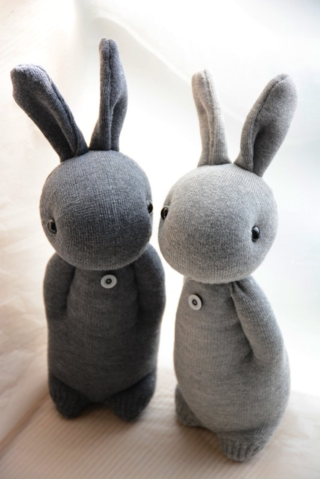 手作袜子娃娃~灰色小兔(灰色或深灰色) Just for buyer Kicki Strandberg - 玩偶/公仔 - 棉 灰色