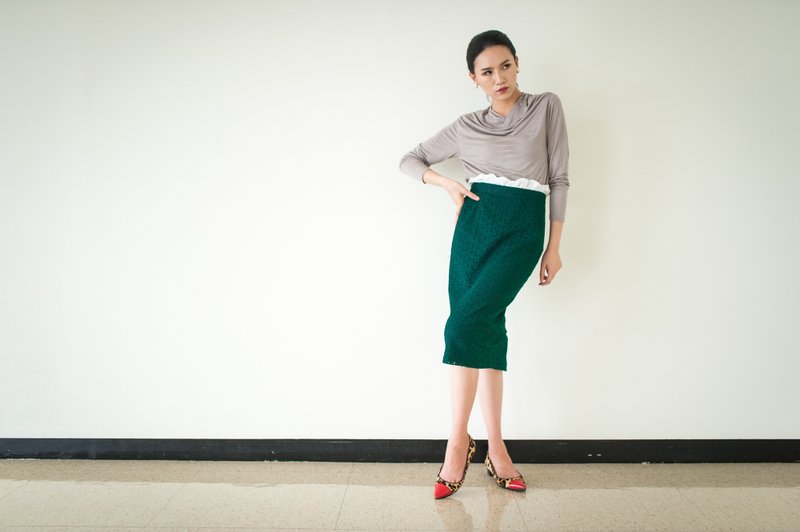 Marlene扭转上衣 - 女装上衣 - 棉．麻 卡其色