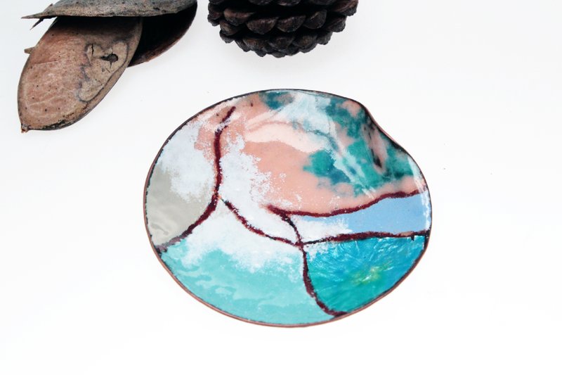 WALKING in SPRING "散步的春天"珐琅小碟(荷叶盘) - 植栽/盆栽 - 其他金属 粉红色