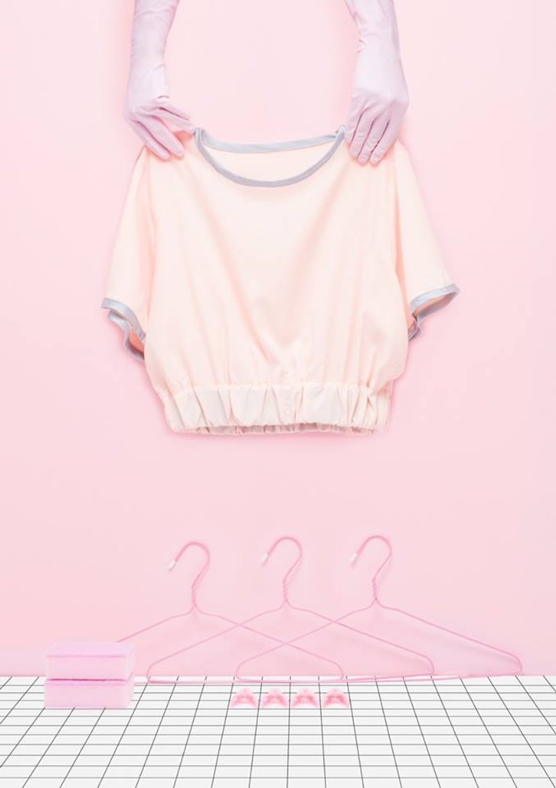 粉红包边束腰上衣 - 女装上衣 - 其他材质 粉红色