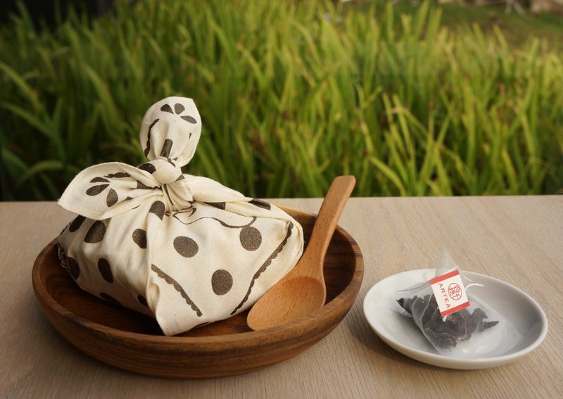 ARTEA【精典手工炭培乌龙茶包】炭熏桂圆与佛手柑香(原片立体茶包3gX8)ARTEA 千合趣 - 茶 - 棉．麻 卡其色