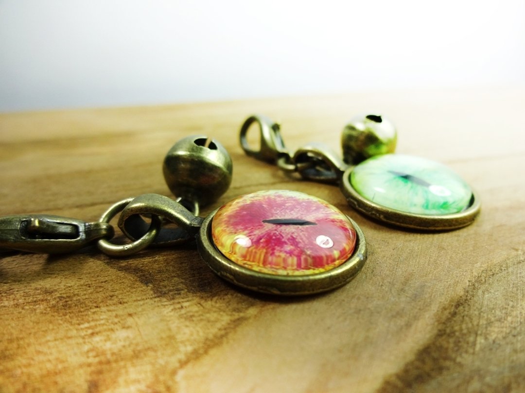 [Cat EYE 系列] 16mm 1/4弧面玻璃 **宠物吊牌。铃铛吊饰** - 项圈/牵绳 - 其他金属 多色