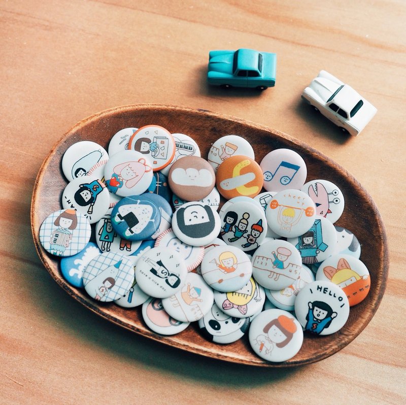 来一碗小徽章 / 共50款 - 徽章/别针 - 塑料 多色
