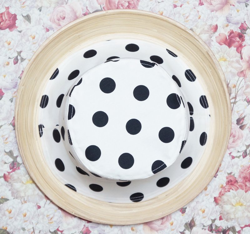 好少女渔夫帽 | 圆形的黑点 - 帽子 - 其他材质 白色